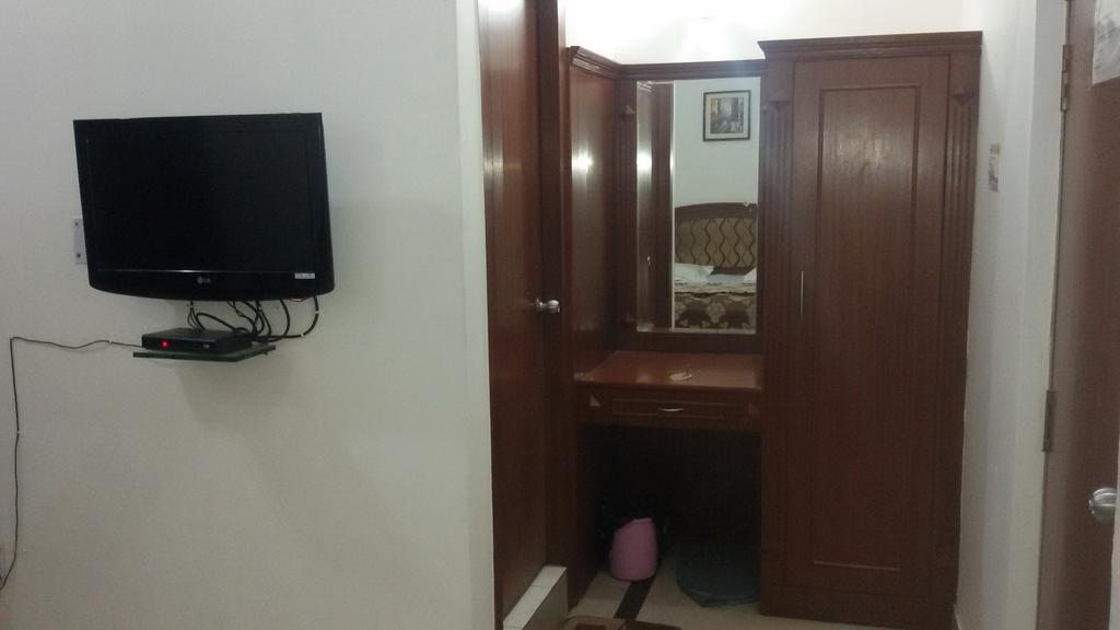 Hotel Sunrise Inn Lucknow Buitenkant foto