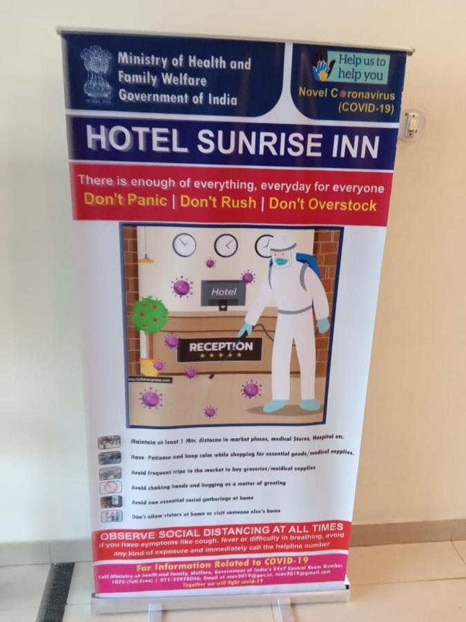 Hotel Sunrise Inn Lucknow Buitenkant foto